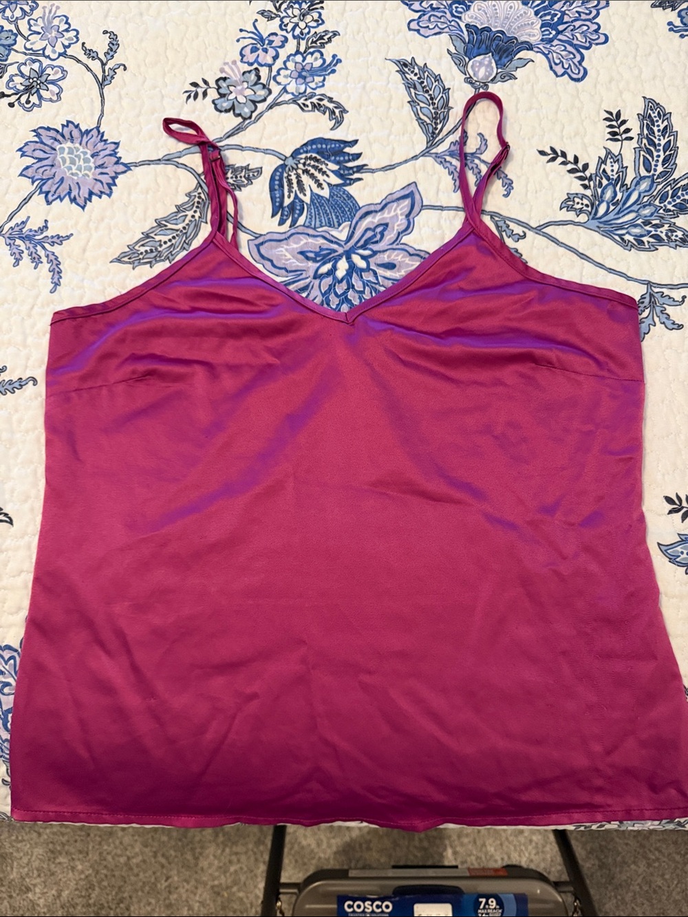 Women’s Forever 21 Magenta Satin V-Neck Cami Top